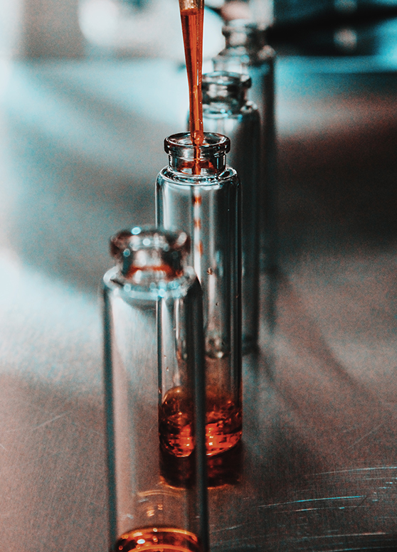 large molecular weight alcohol in vials for skincare